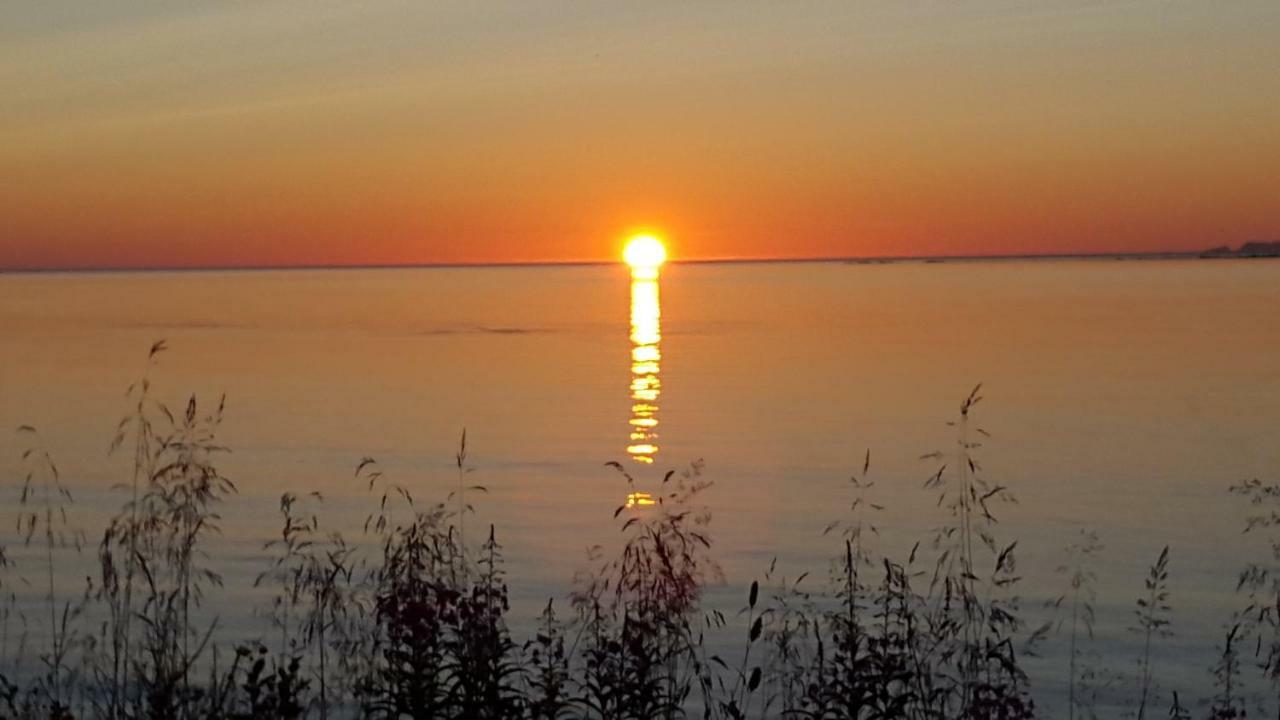 Pilan Lodge Lofoten Vestpollen 외부 사진